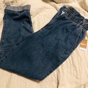 F21 Mom Jeans with elastic top size 29